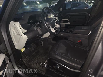 2023 Land Rover Defender 130 SE – miniatura 7