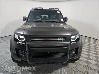 2023 Land Rover Defender 130 SE - miniatura 2