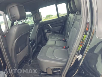 2023 Land Rover Defender 130 X-Dynamic SE - miniatura 13
