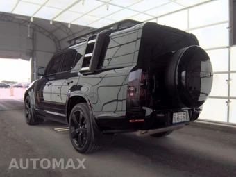 2023 Land Rover Defender 130 X-Dynamic SE - miniatura 6