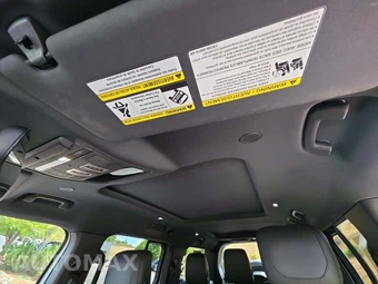 2023 Land Rover Defender 130 X-Dynamic SE - miniatura 8