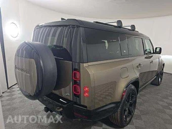 2023 Land Rover Defender 130 X-Dynamic SE - miniatura 3