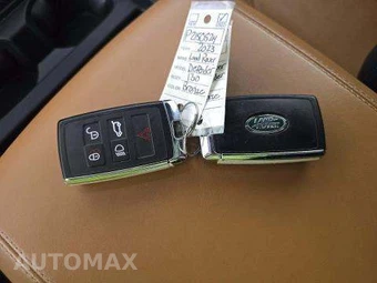 2023 Land Rover Defender 130 X-Dynamic SE - miniatura 8