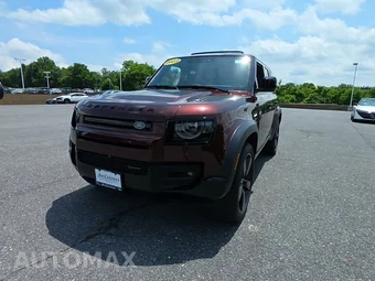 2023 Land Rover Defender 130 X-Dynamic SE
