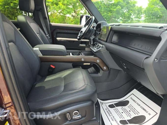 2023 Land Rover Defender 130 X-Dynamic SE – miniatura 16
