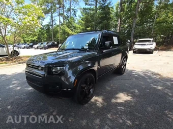 2023 Land Rover Defender 130 X-Dynamic SE