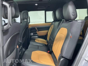 2023 Land Rover Defender 130 X - miniatura 16