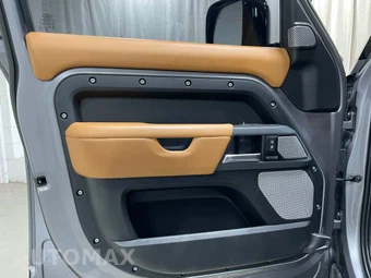 2023 Land Rover Defender 130 X - miniatura 8