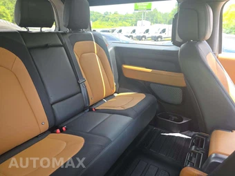 2023 Land Rover Defender 90 X-Dynamic SE - miniatura 16