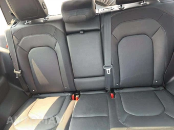 2023 Land Rover Defender 90 X-Dynamic SE - miniatura 10