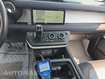 2023 Land Rover Defender 90 X-Dynamic SE - miniatura 7