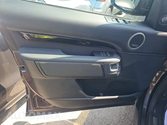 2023 Land Rover Discovery R-Dynamic HSE – miniatura 15