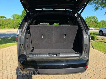 2023 Land Rover Discovery R-Dynamic S – miniatura 15