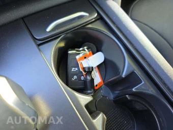 2023 Land Rover Discovery R-Dynamic S – miniatura 8