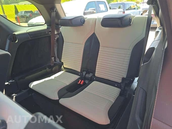 2023 Land Rover Discovery R-Dynamic S – miniatura 14