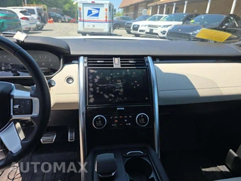 2023 Land Rover Discovery R-Dynamic S – miniatura 10