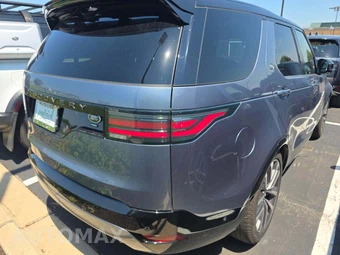 2023 Land Rover Discovery R-Dynamic S – miniatura 3