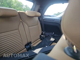 2023 Land Rover Discovery R-Dynamic S – miniatura 20