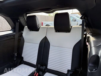 2023 Land Rover Discovery R-Dynamic S - miniatura 31