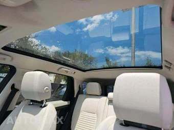 2023 Land Rover Discovery Sport S - miniatura 11