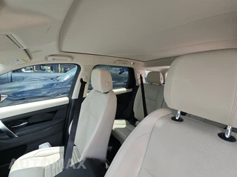 2023 Land Rover Discovery Sport S - miniatura 17