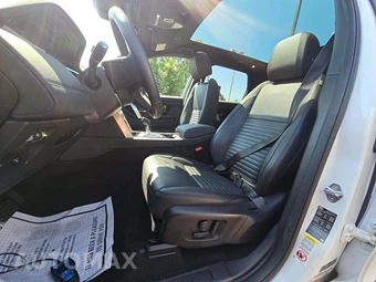 2023 Land Rover Discovery Sport SE - miniatura 6