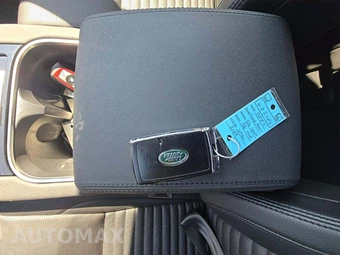 2023 Land Rover Discovery Sport SE - miniatura 8