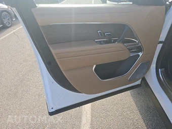 2023 Land Rover Range Rover Autobiography – miniatura 9