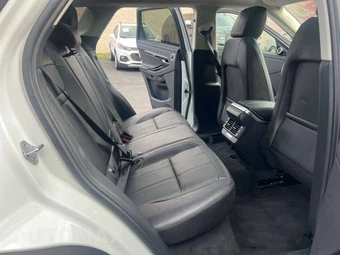2023 Land Rover Range Rover Evoque SE - miniatura 30