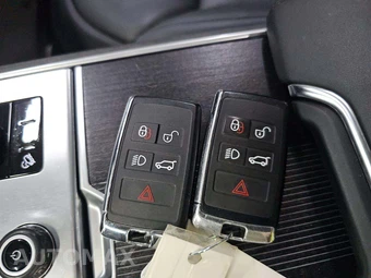 2023 Land Rover Range Rover First Edition - miniatura 8