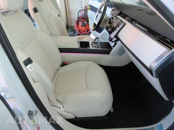 2023 Land Rover Range Rover Plug-In Hybrid SE - miniatura 22
