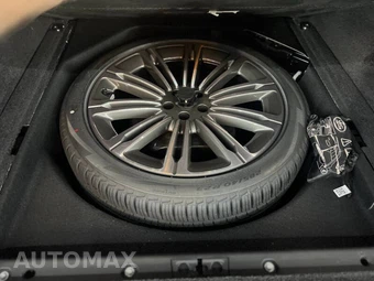 2023 Land Rover Range Rover SE - miniatura 25