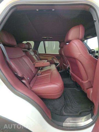 2023 Land Rover Range Rover SE - miniatura 17
