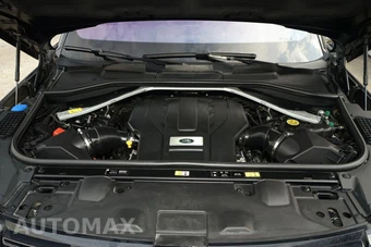 2023 Land Rover Range Rover SE - miniatura 30