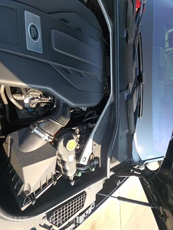 2023 Land Rover Range Rover SE – miniatura 20