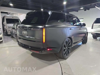 2023 Land Rover Range Rover SE - miniatura 3