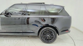 2023 Land Rover Range Rover SE – miniatura 10