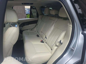 2023 Land Rover Range Rover SE - miniatura 13