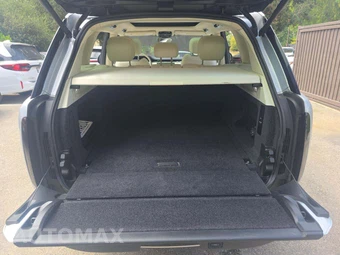 2023 Land Rover Range Rover SE - miniatura 14
