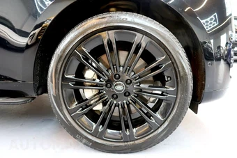 2023 Land Rover Range Rover SE – miniatura 10