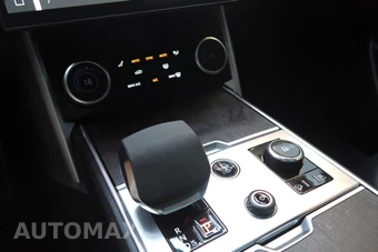 2023 Land Rover Range Rover SE – miniatura 38