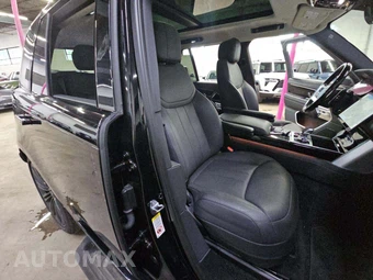 2023 Land Rover Range Rover SE - miniatura 18