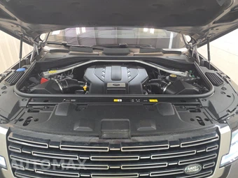 2023 Land Rover Range Rover SE - miniatura 15