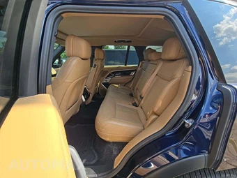 2023 Land Rover Range Rover SE - miniatura 13
