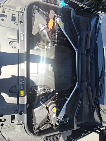 2023 Land Rover Range Rover SE - miniatura 21