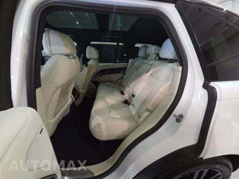 2023 Land Rover Range Rover SE – miniatura 13