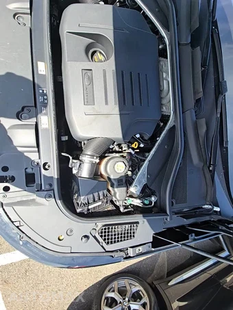 2023 Land Rover Range Rover SE - miniatura 21