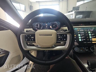 2023 Land Rover Range Rover SE - miniatura 10