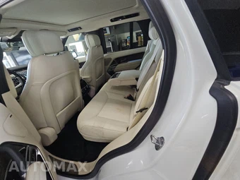 2023 Land Rover Range Rover SE - miniatura 13