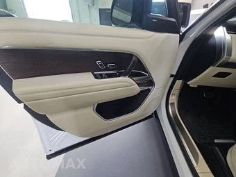 2023 Land Rover Range Rover SE - miniatura 9